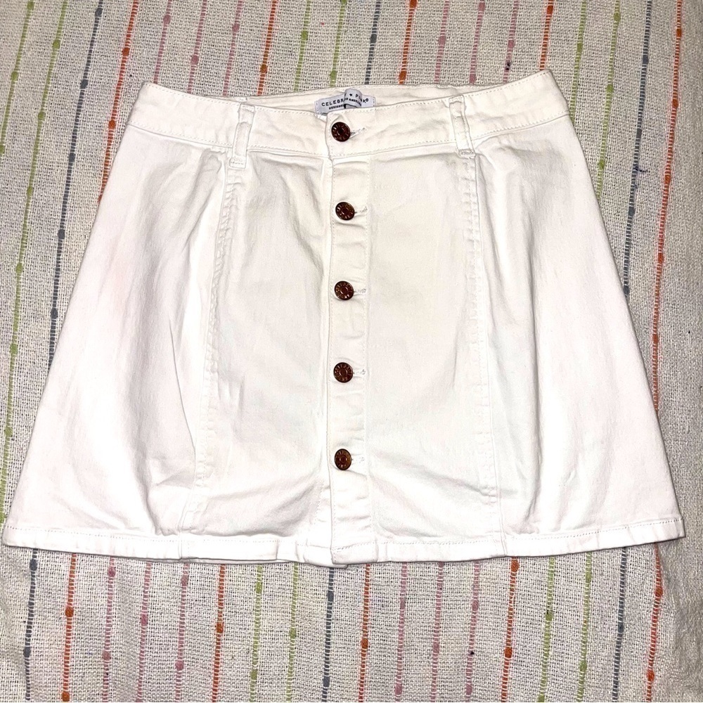 Celebrity Pink Mini Skirt - Picture 2 of 6